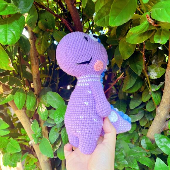 Handmade crochet dinosaur plush toy kawaii nursery décor, baby shower gift - Picture 5 of 8